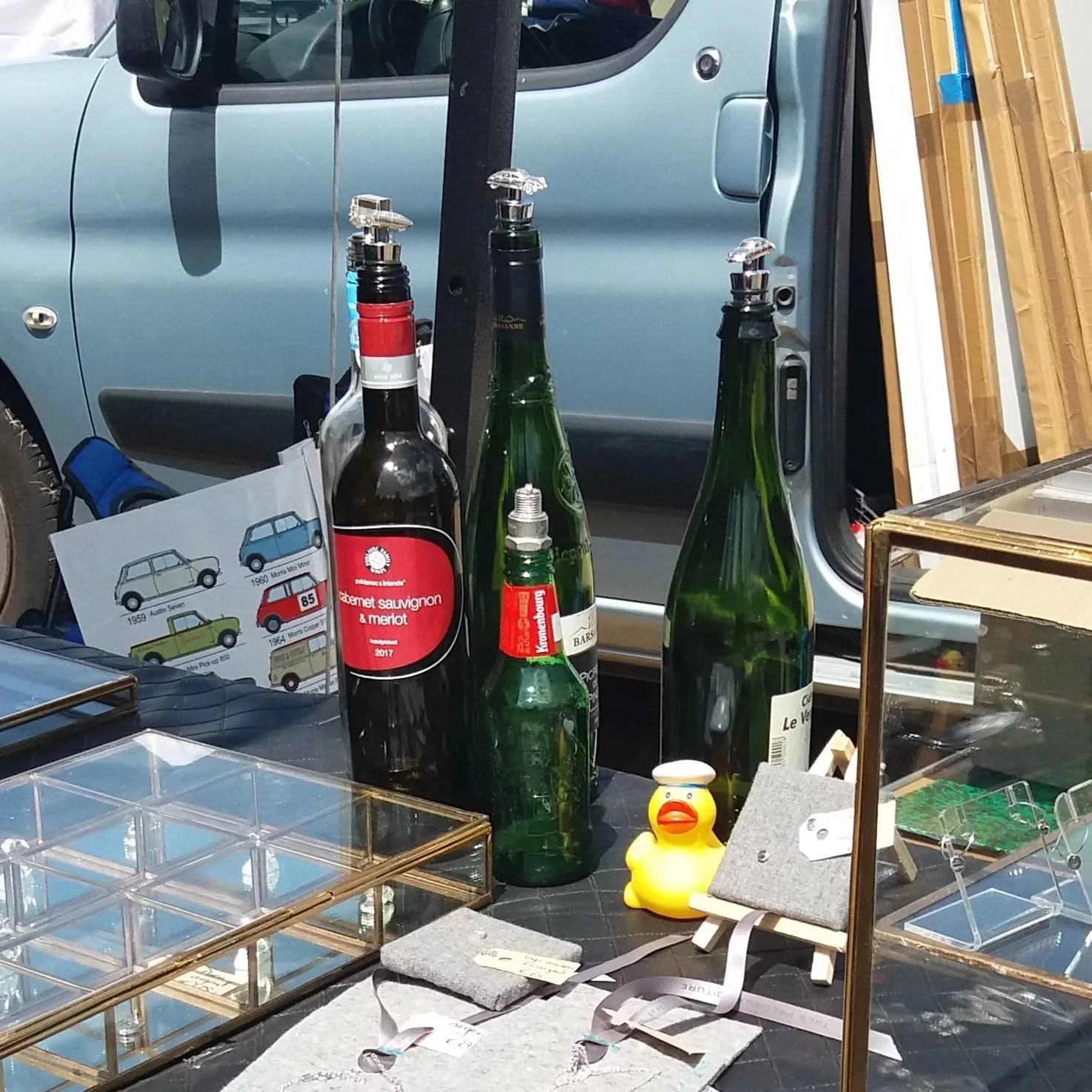 Car bottle stopper