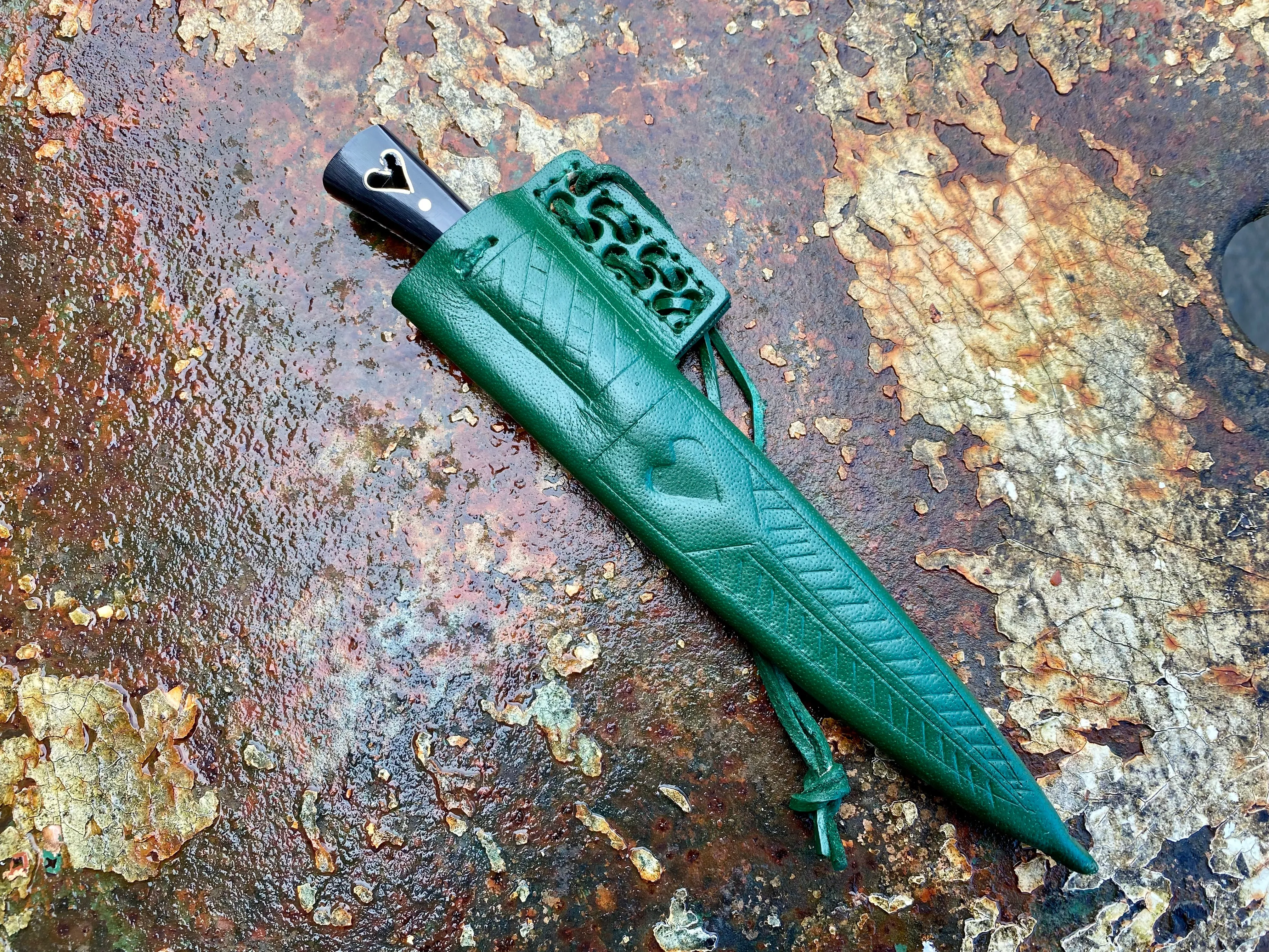 Heart Medieval Eating Knife in horn 14-15th Century