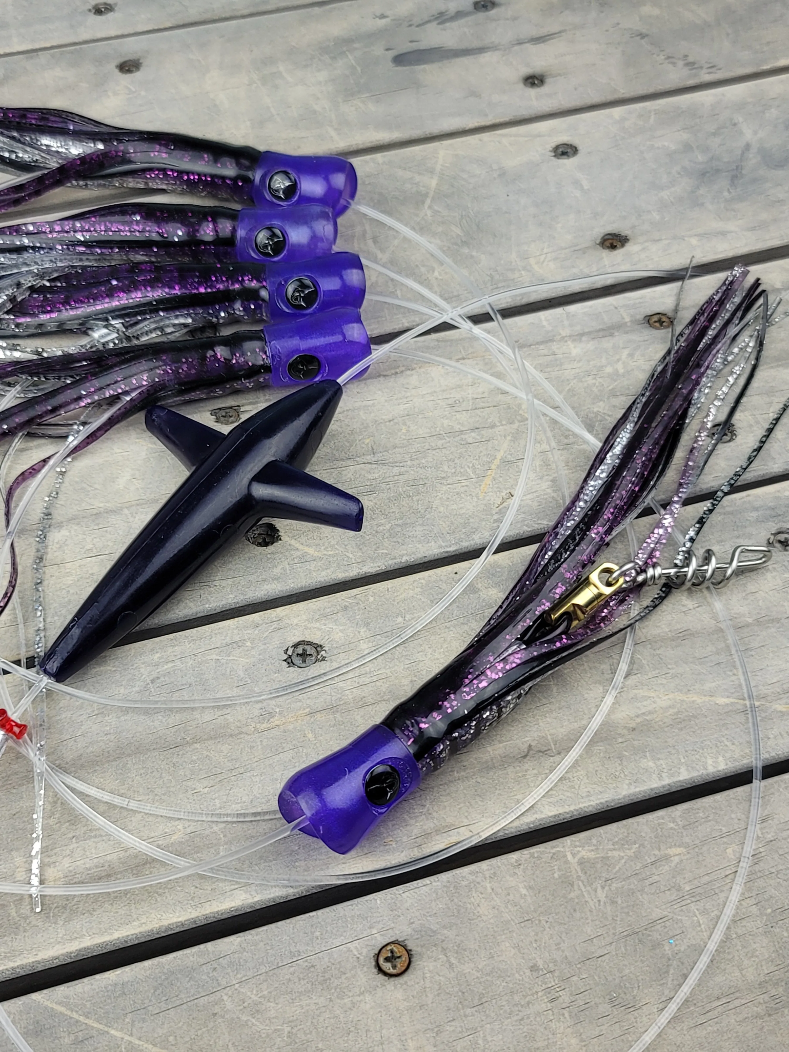 Lobo Lures #400 Skipjack Hybrid Teaser Daisy Chain w/ Corkscrew Swivel