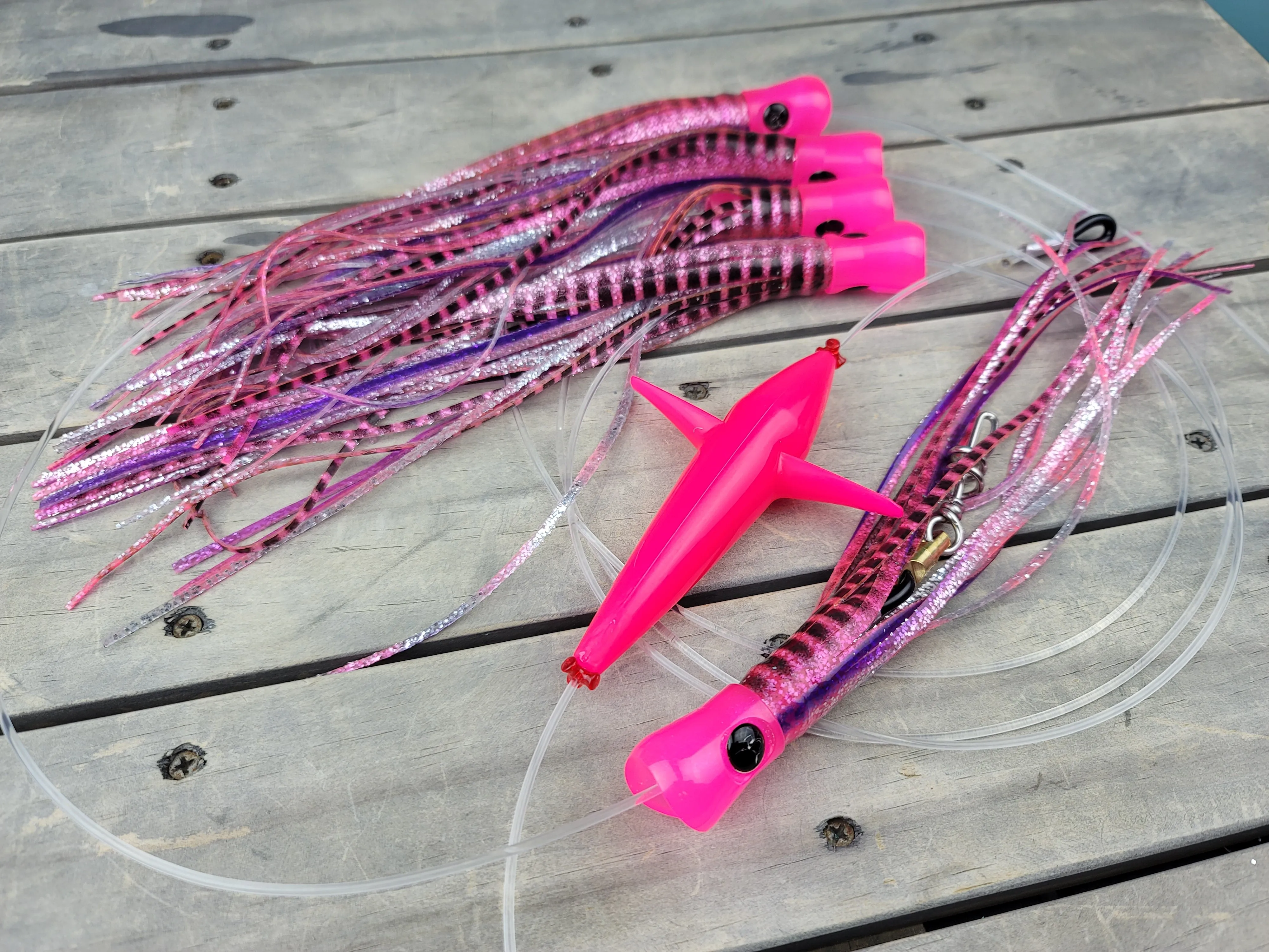 Lobo Lures #400 Skipjack Hybrid Teaser Daisy Chain w/ Corkscrew Swivel