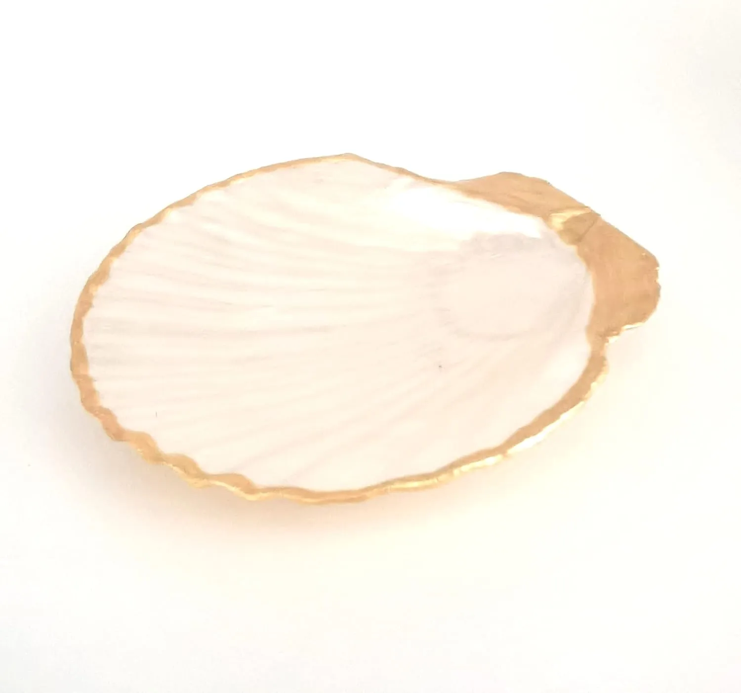 Scallop shell ring dish,Bridal Shower Favors, Thoughtful Wedding Gift, Small Trinket Dish, Beach Themed, Bridal Hostess Gift??