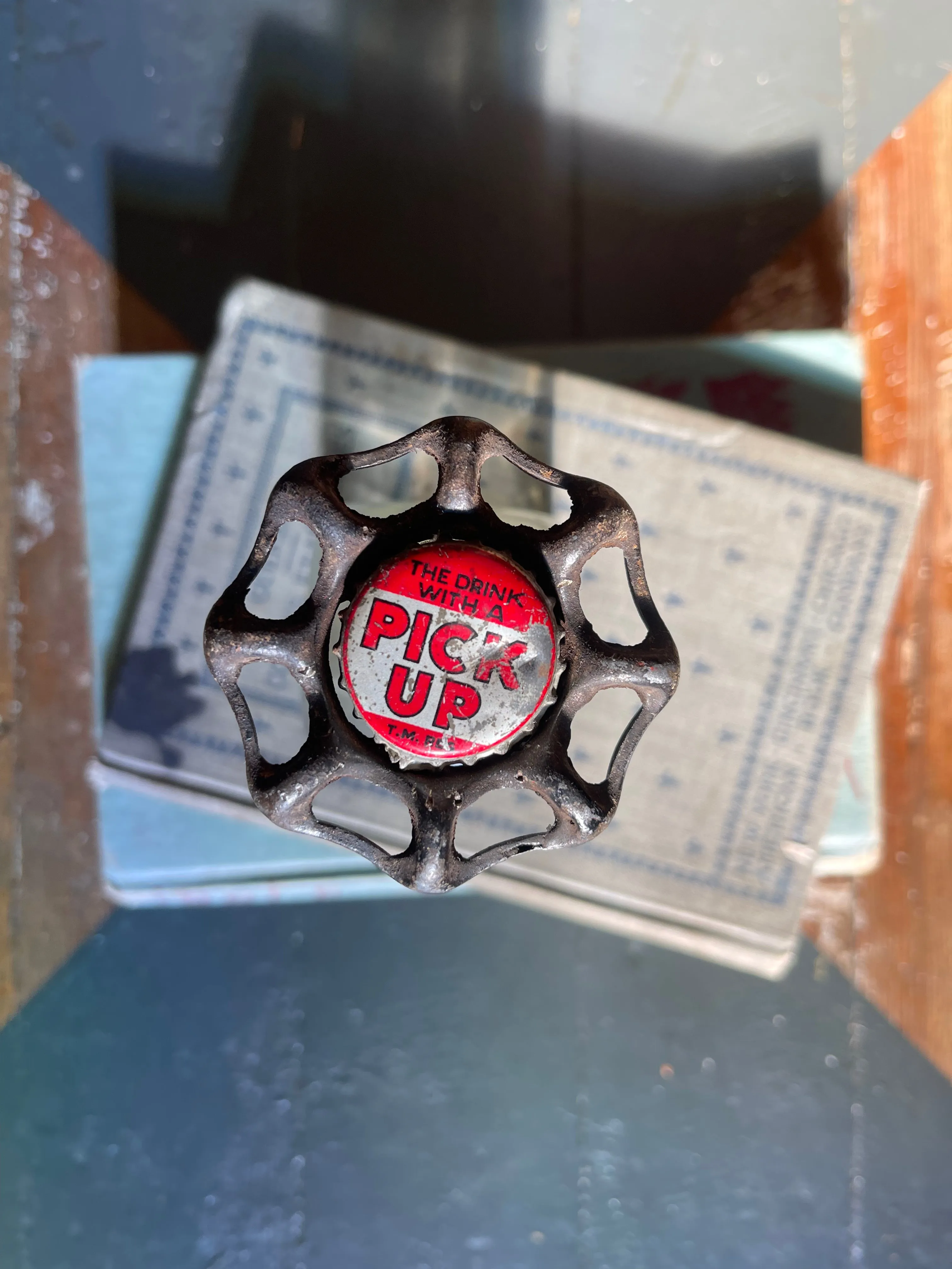 UPCYCLED WINE STOPPER