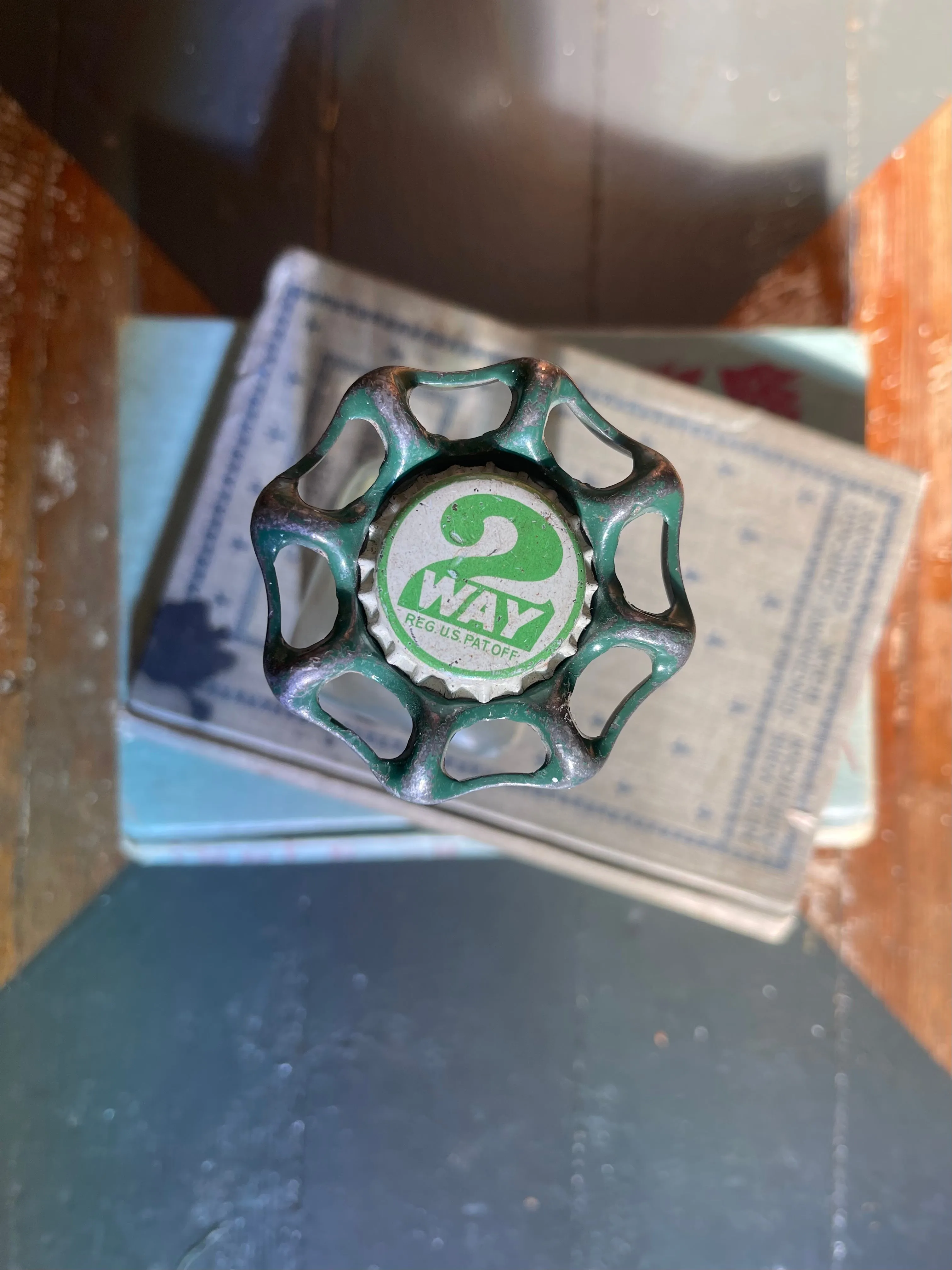 UPCYCLED WINE STOPPER